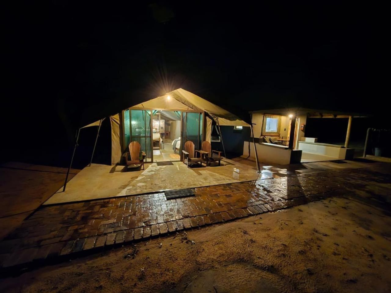 Kigeni Safari Lodge & Spa Vaalwater Bilik gambar